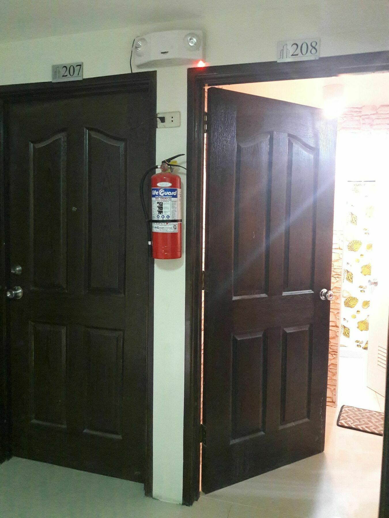 Kassel Del Amor Transit Airport Lodge Paranaque City Екстериор снимка